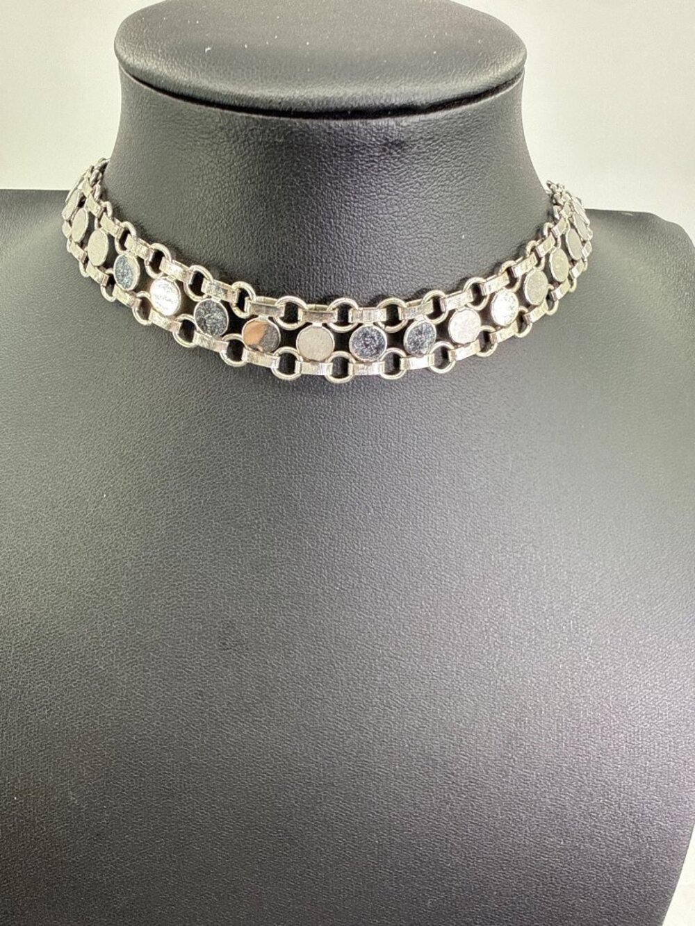 Vtg 1971 Sarah Coventry TRICIA Silver Choker Disc Chain Necklace Boho 70s Goth